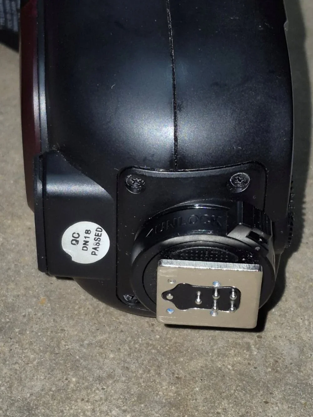 Neewer Z1-C TTL Li-ion Round Head Flash Speedlight CANON with 2 Batteries VGUC